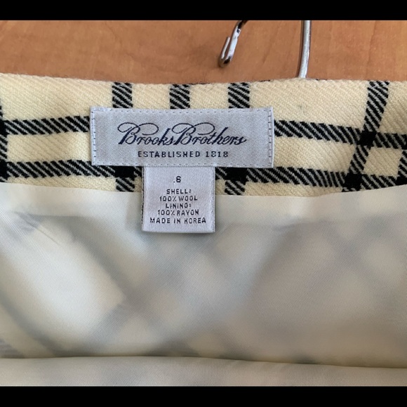Womens Brooks brothers cream with black striped skirt size  8 - Picture 3 of 6